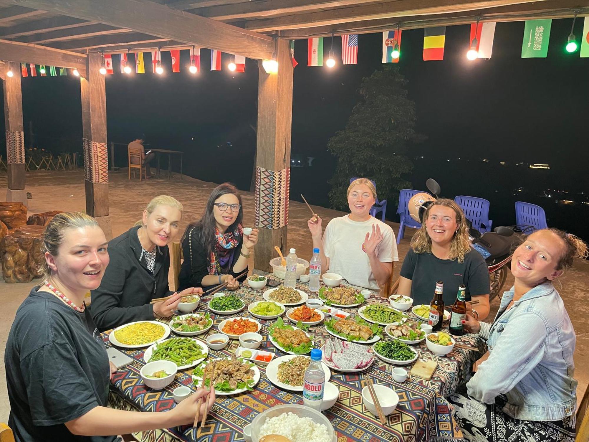 Du Gia Cozy Homestay & Tours Làng Cac Exterior foto
